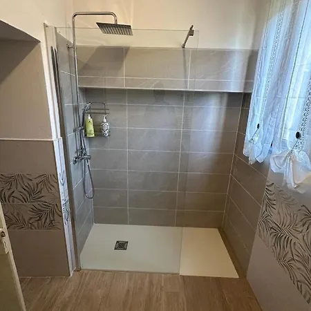 Casa Cavour 3* ポントレーモリ